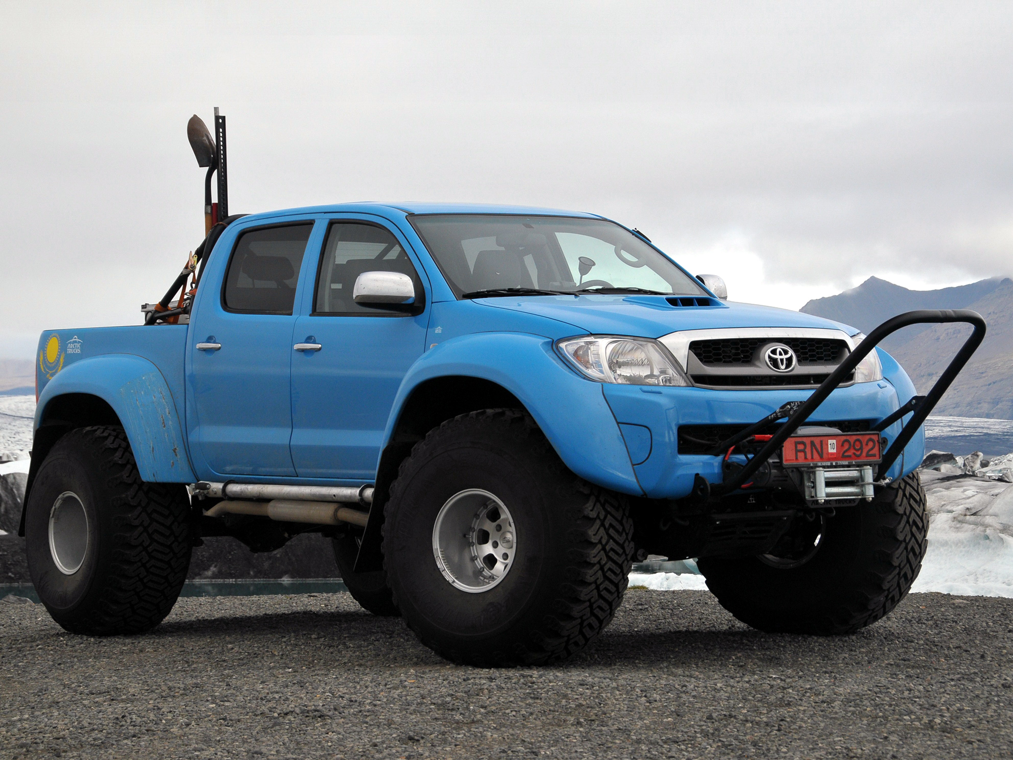 Toyota Hilux - interesting news with the best Toyota Hilux pictures on