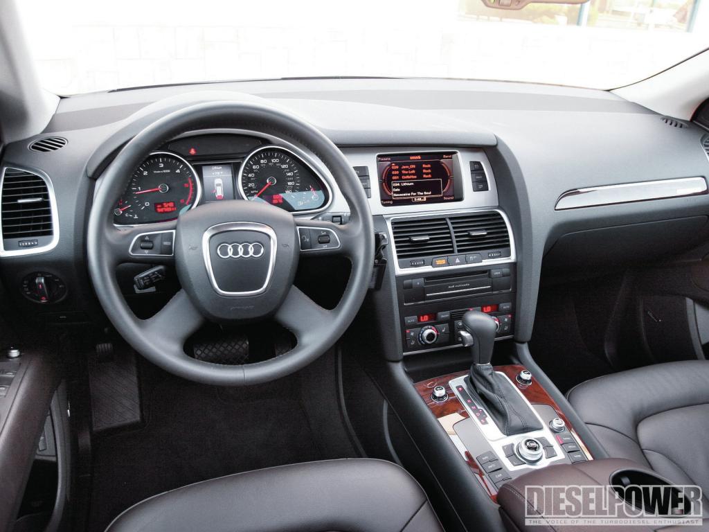 Audi Q7 #7
