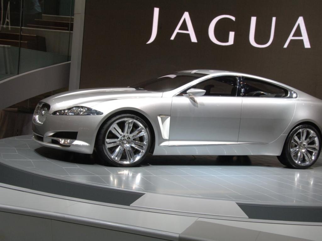 Jaguar XF #13