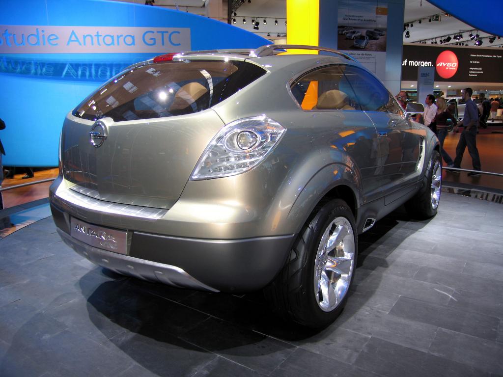 Opel Antara #10